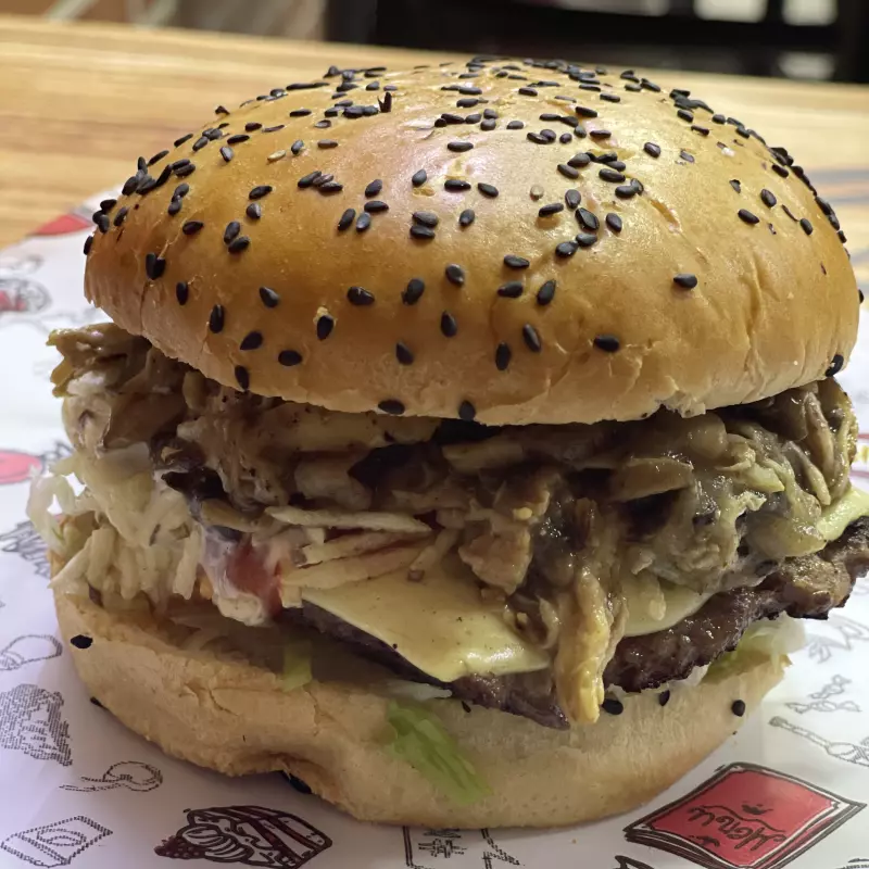 Hamburguesa con champiñones