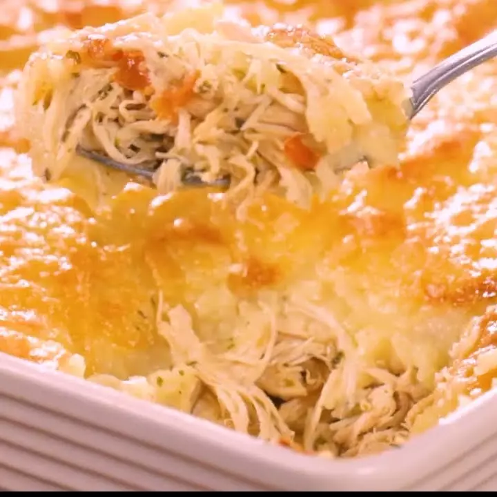 ESCONDIDINHO DE FRANGO