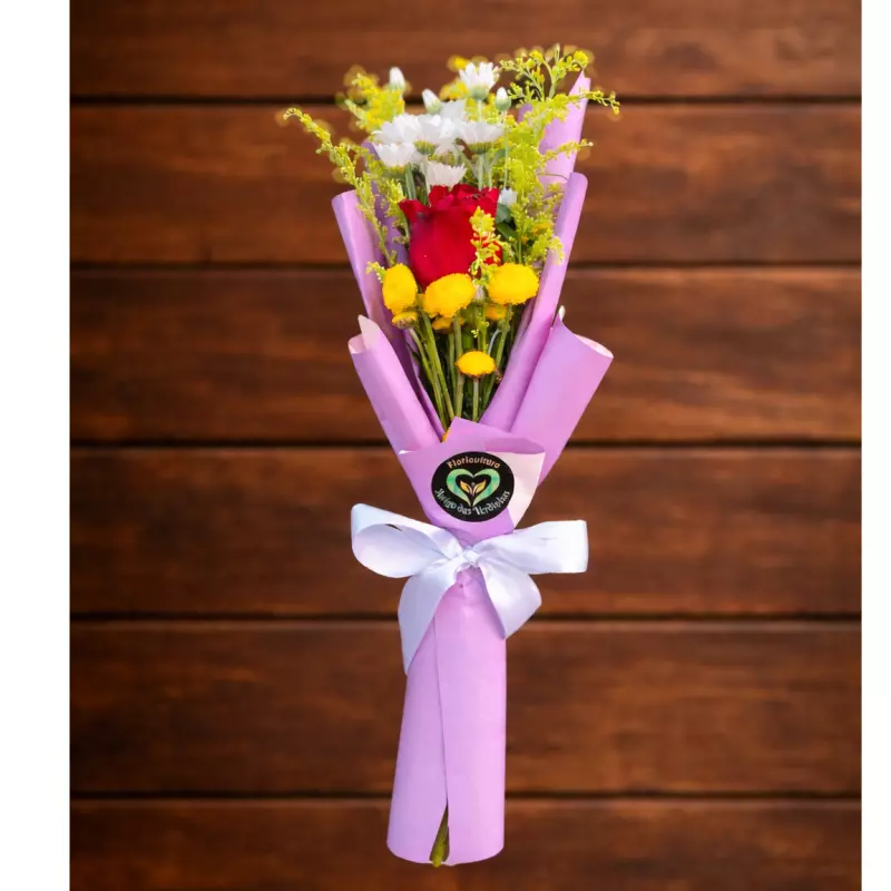 Mini buquê coreano com uma rosa