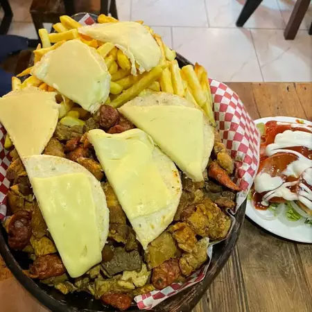 Picada Grande (8)Personas