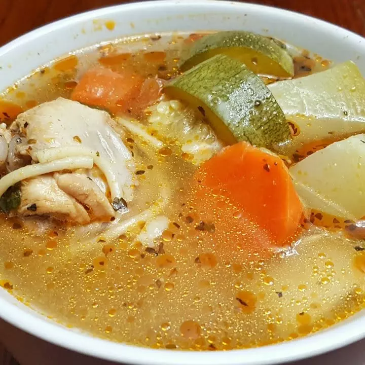 Sopa de Pollo