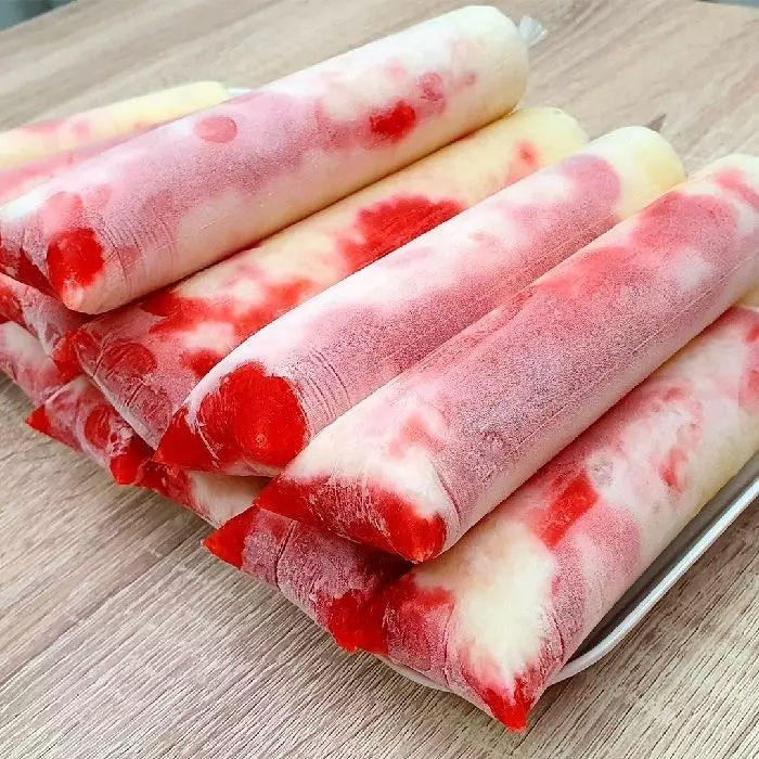 Geladinho Gourmet Ninho c/ Morango
