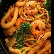 Yakisoba Frutos do Mar