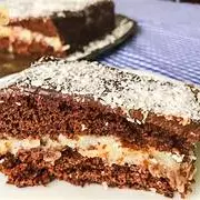 Fatia de bolo prestigio