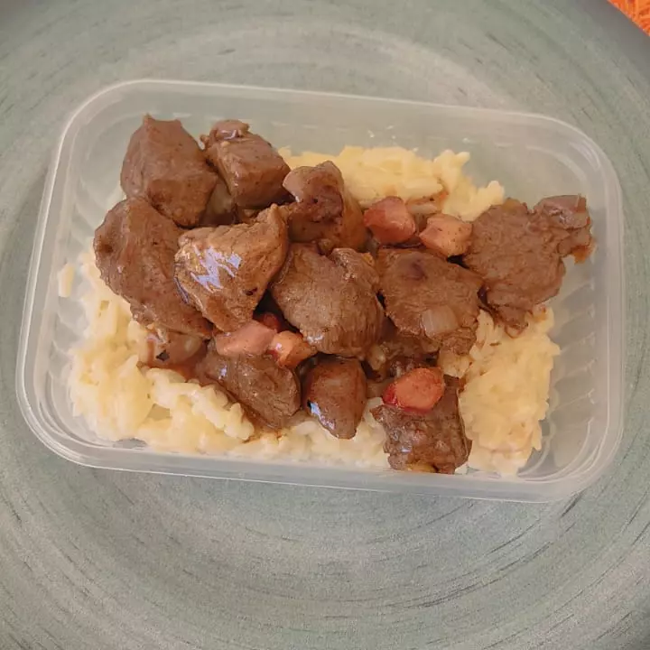 Cubo de Filé ao molho madeira(copy)