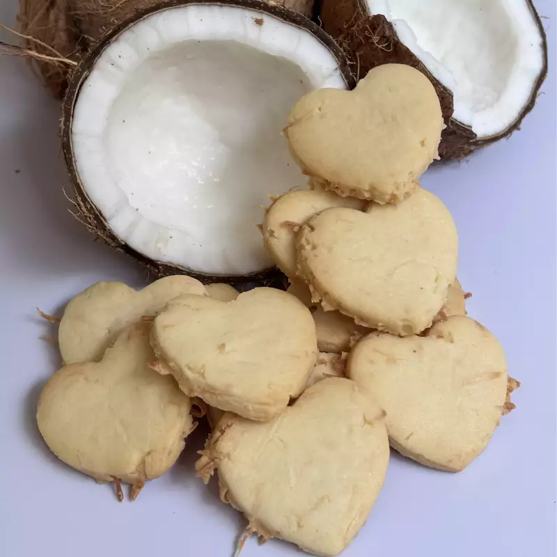 Biscoito amanteigado de coco