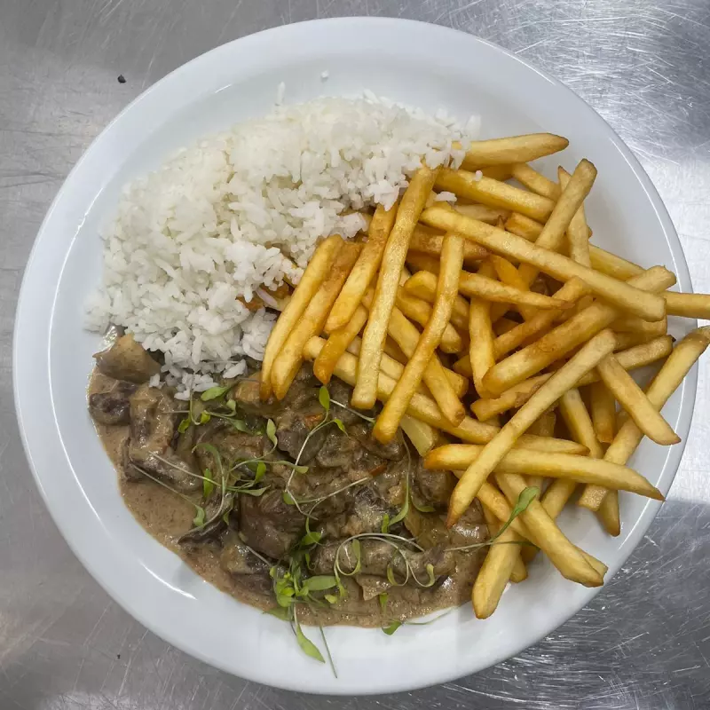 Strogonoff de Frango