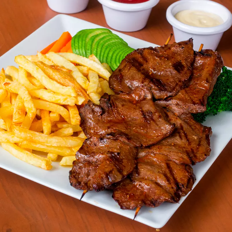 Anticuchos a la Parrilla