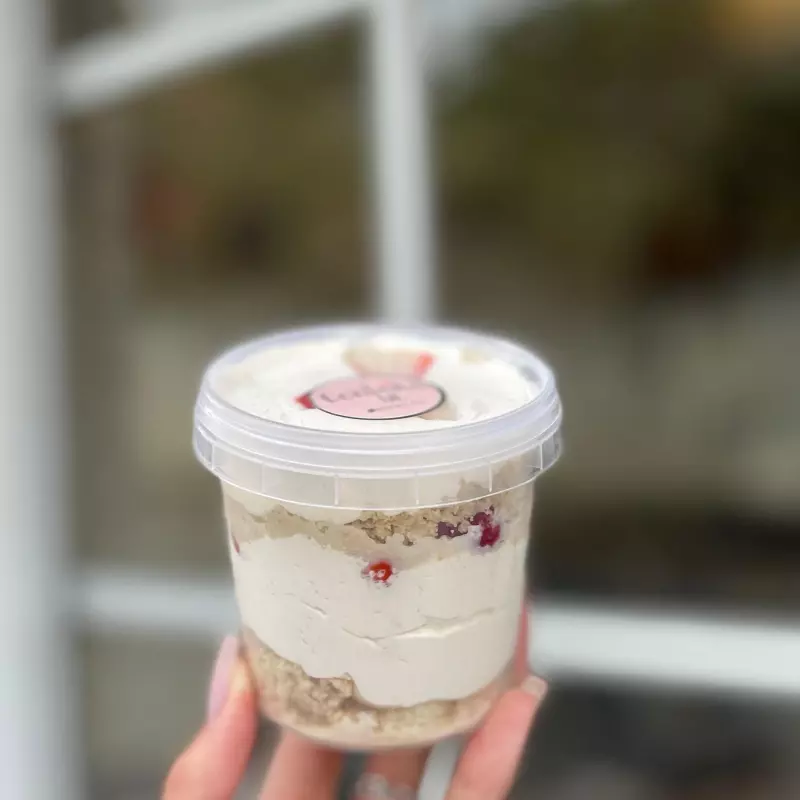 MOUSSE DE NINHO COM MORANGO FUNCIONA