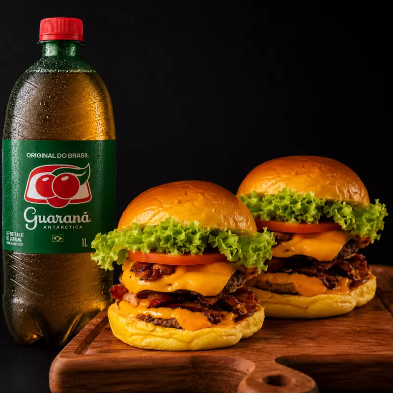 2 Double cheddar + Guarana 1 Litro