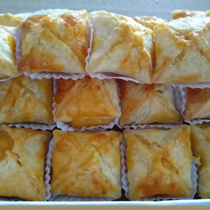 Mini Folhado de frango