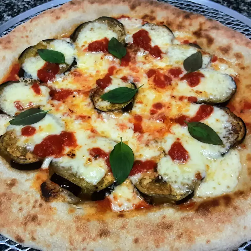 MELANZANA (BERINJELA)