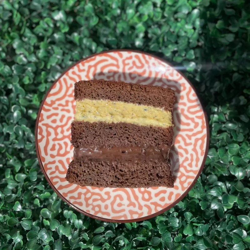 Slice cake brigadeiro c maracujá