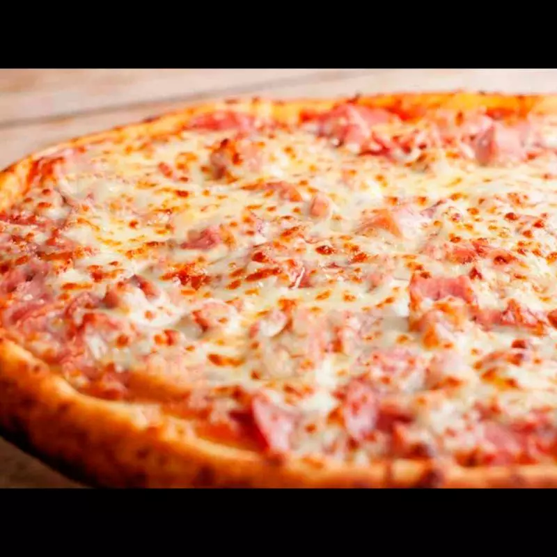 PIZZA DE Presunto