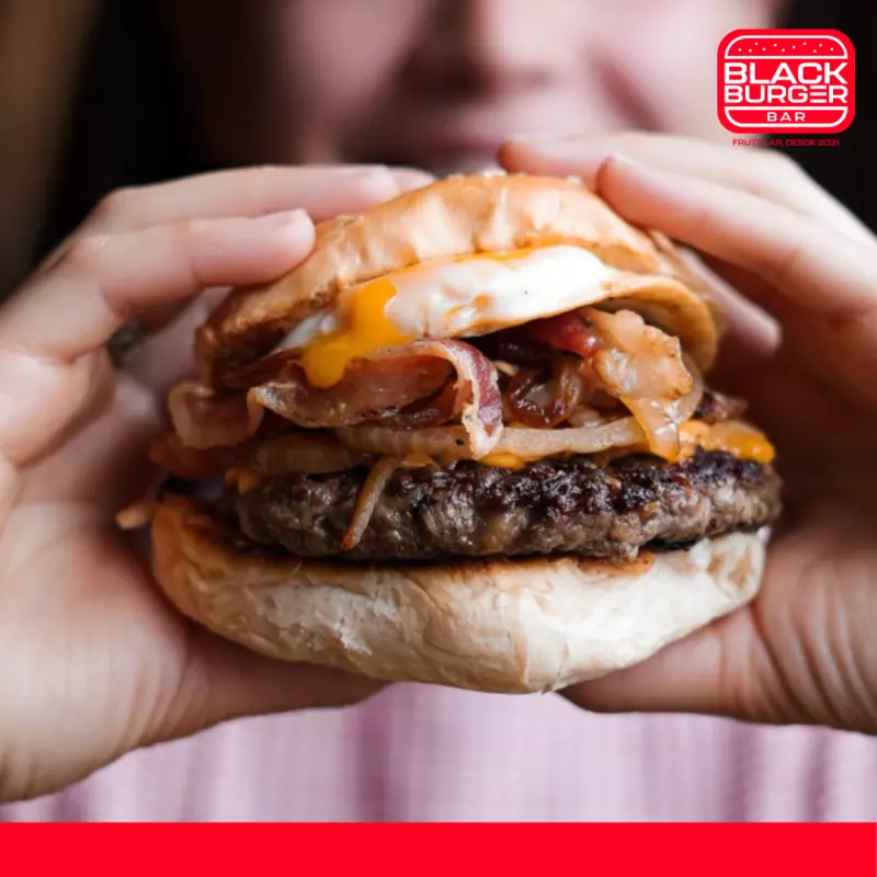 BURGER POBRE TOMAS