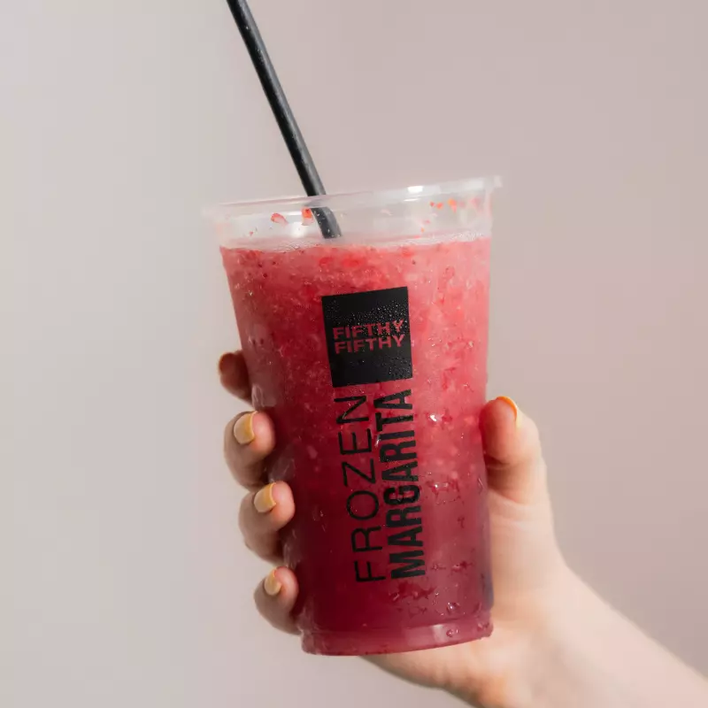 Agua de jamaica c/canela