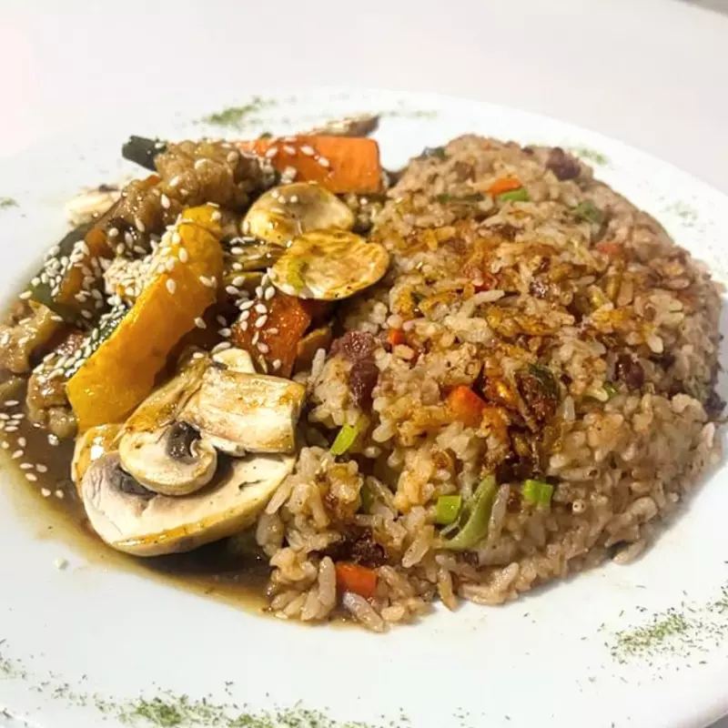 Tacu Tacu con Vegetales
