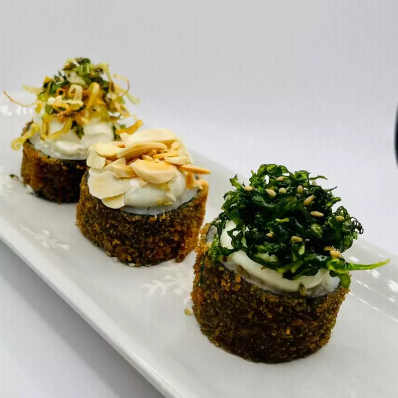 Hot Philadelphia  Trio Roll