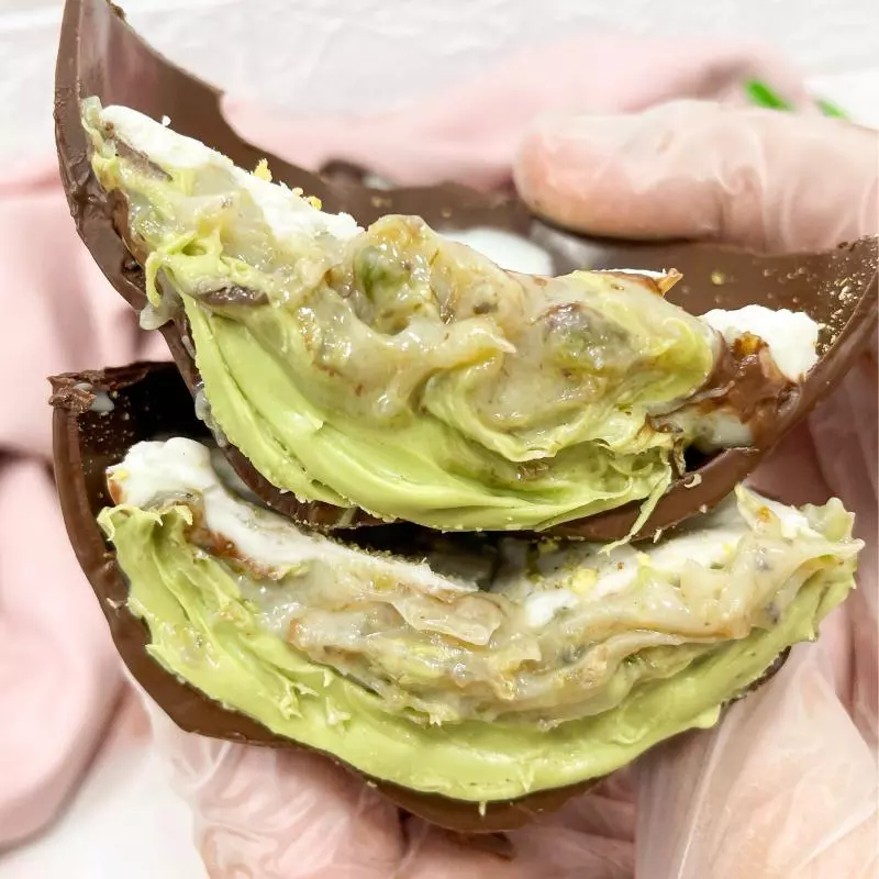 Ovo trufado de pistache