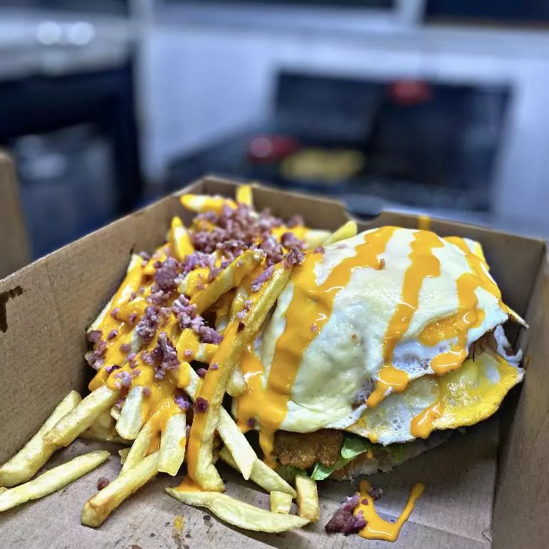 Mega Mila al pan de pollo