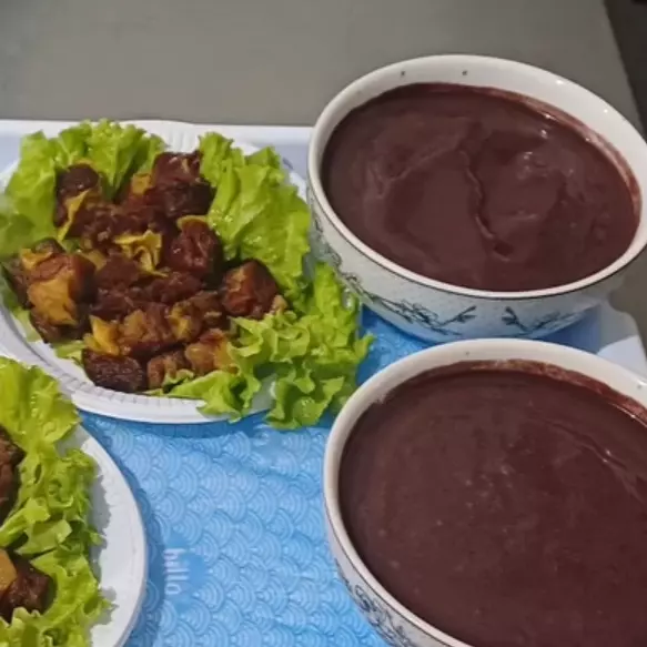 Porcao de Açaí +charque