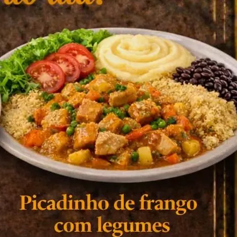 Picadinho de frango com legumes