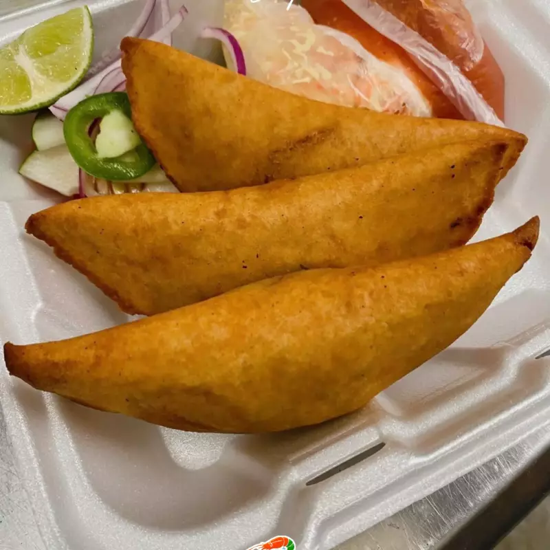 Empanadas de Cazon 3 pzs