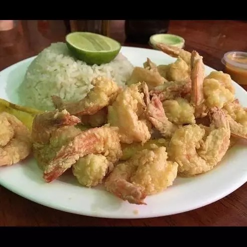 CAMARONES FRITOS CON CASCARA