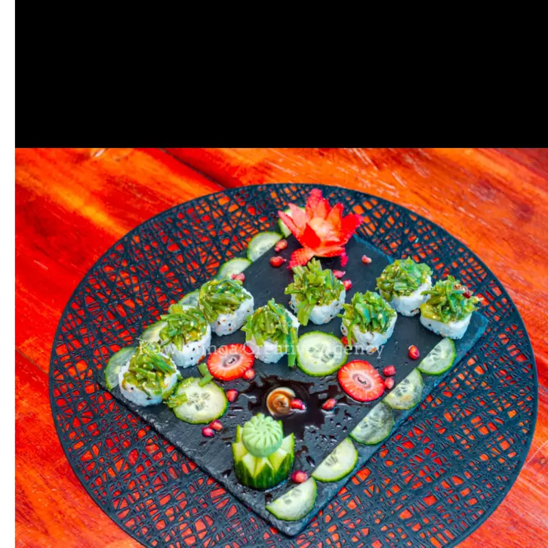 Wakami Caterpiller Roll