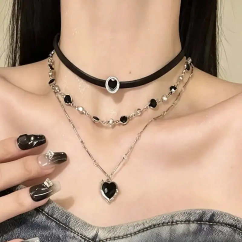 Set de collares negros