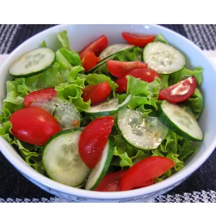 Salada de alface tomate pepino 250ml
