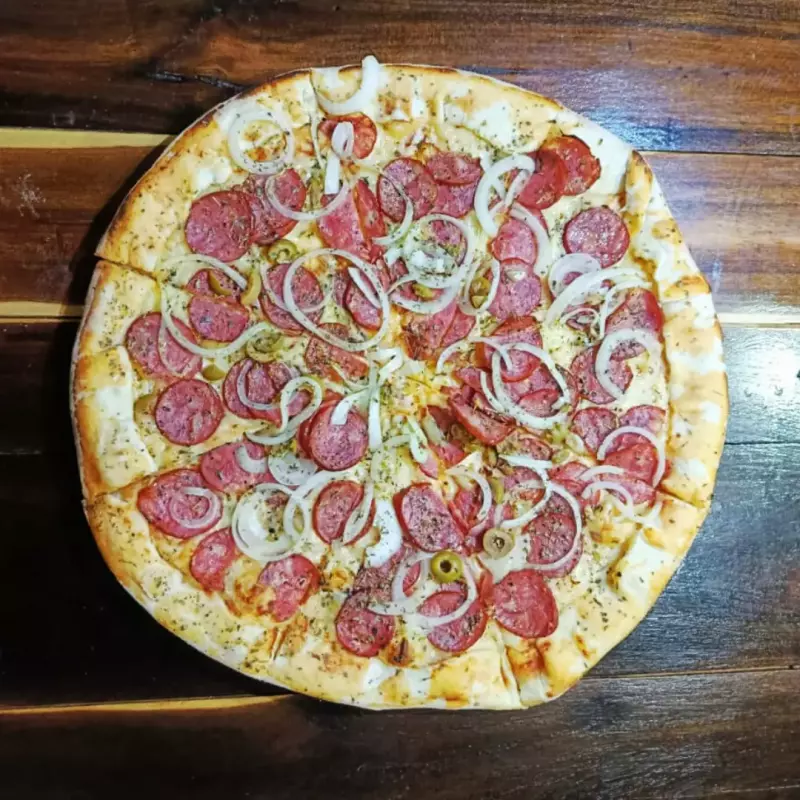 Pizza Família + Refri de 1L
