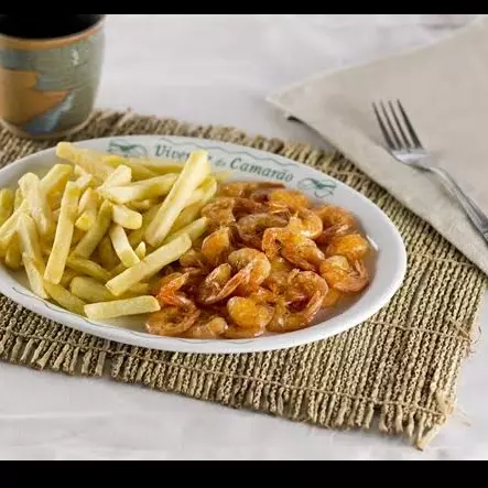 Camarão no Alho e Óleo c/Fritas