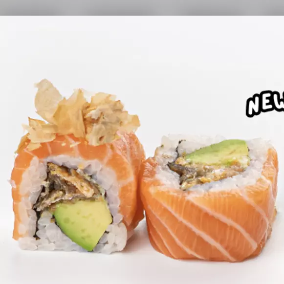 Nippon rolls salmon skin