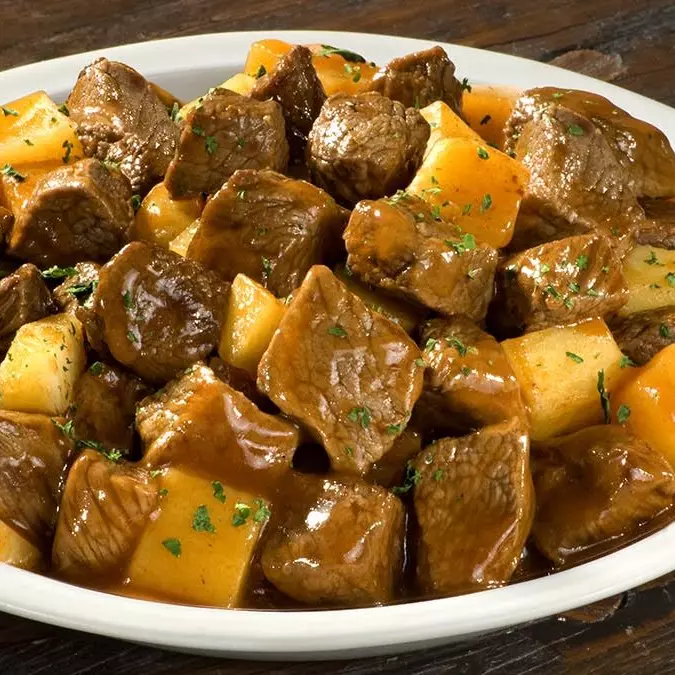 SEGUNDA - PICADINHO DE CARNE