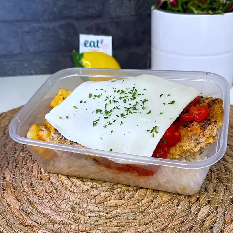 Bife bovino à parmegiana