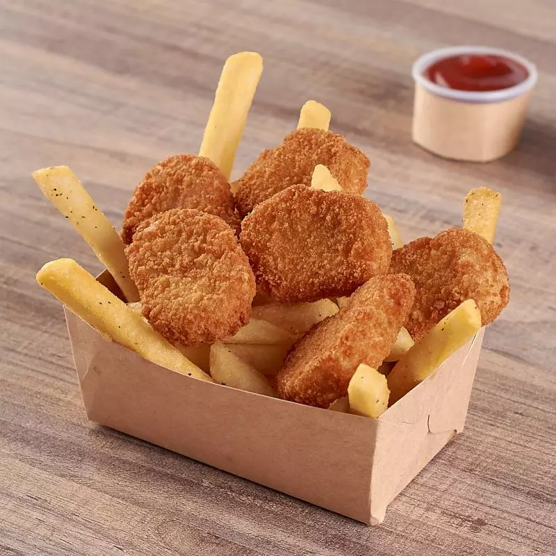 Nuggets de Pollo con Papas a la Francesa