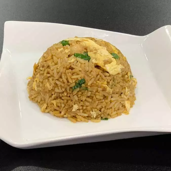 Porción de arroz chaufa