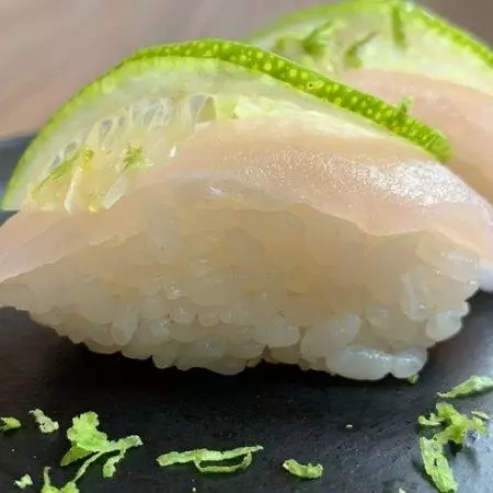 Sushi peixe branco (und)