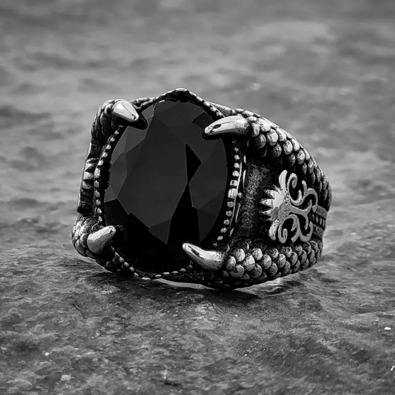 Dragon Claw Black Stone Ring