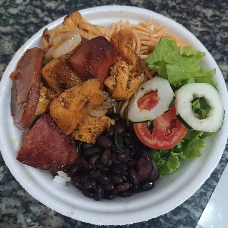 Misto Frango e Calabresa