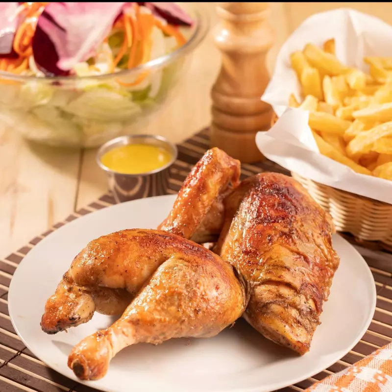 1/2 Pollo a la Leña