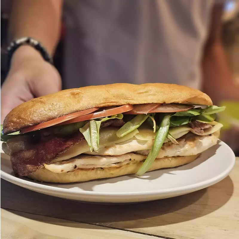 Sandwich de pollo