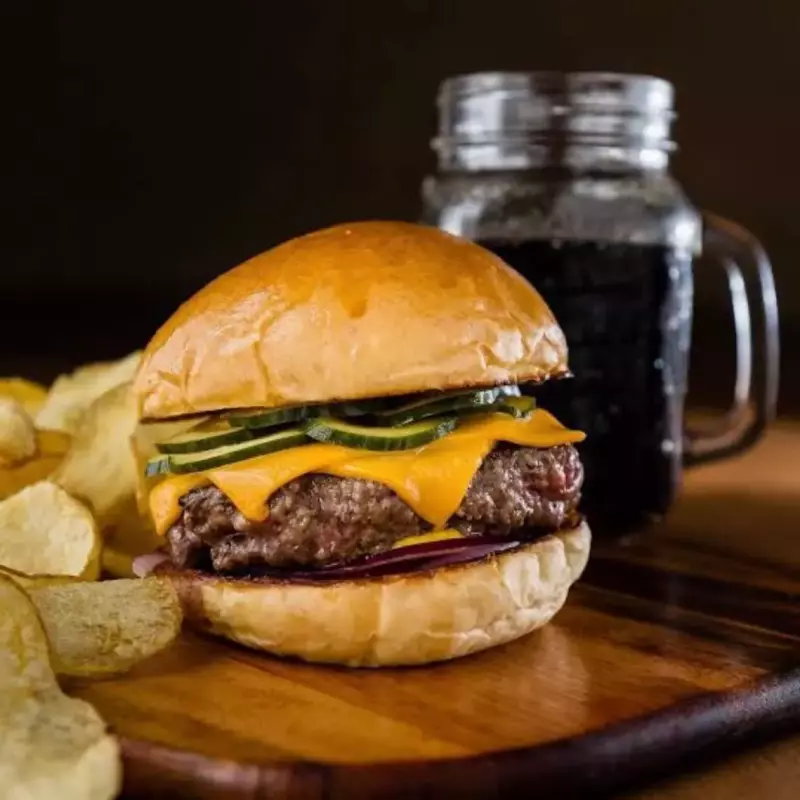 GIGA BURGUER CLÁSSICO