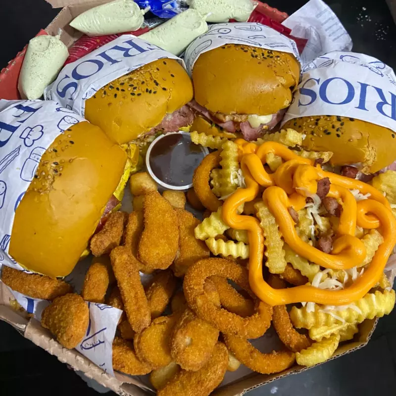 PROMOÇÃO Combo Familia+refri 2L