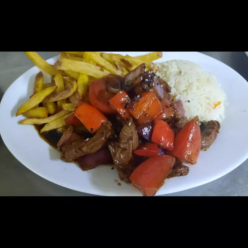 Lomo Saltado