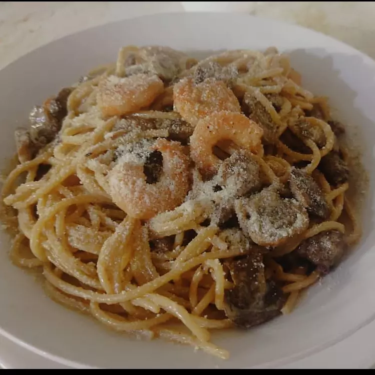 PASTA MAR Y TIERRA
