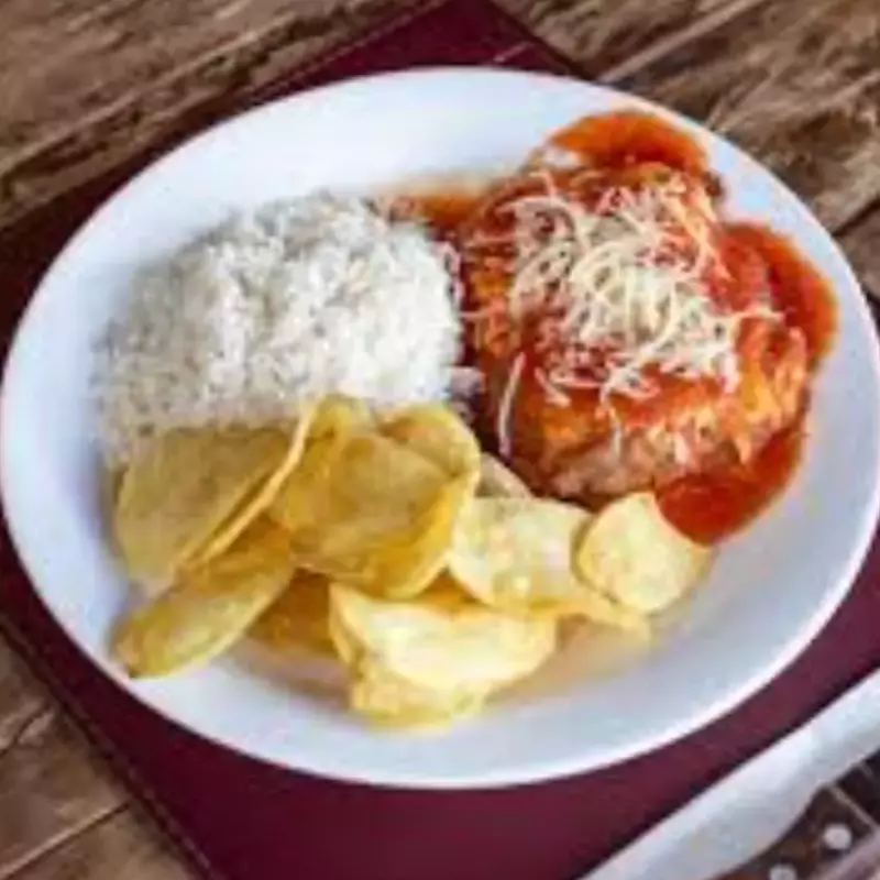 PARMEGIANA DE CARNE