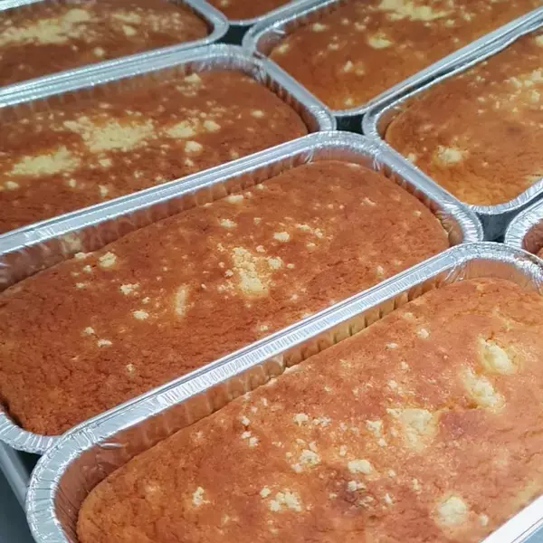 BOLO INGLÊS DE MILHO