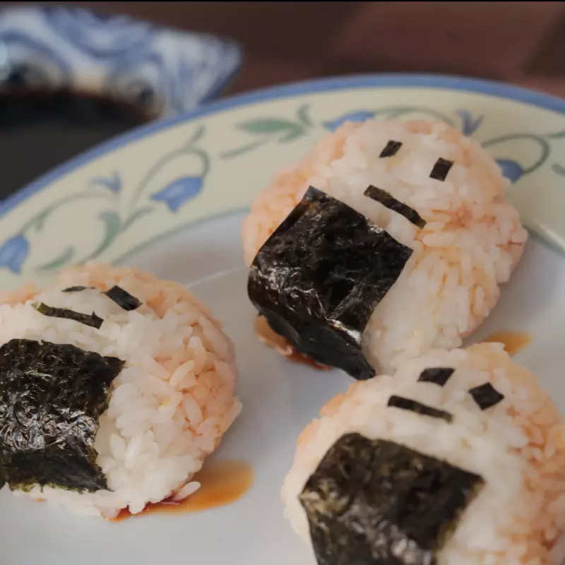 Onigiris (3 pzas.)